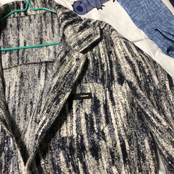 Men's black and white striped design style top - Picture 2 of 16